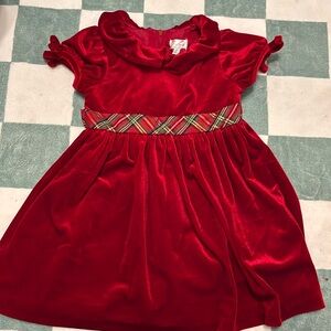 Cute red velvet holiday dress!